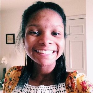 Meet your Posher, Izzy